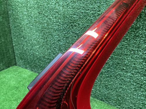 Фонарь правый Volvo XC90 2 (2014-н.в.)