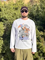 Лонгслив Klumba The Spirit of Nature белый с оранжево-сиреневым рисунком