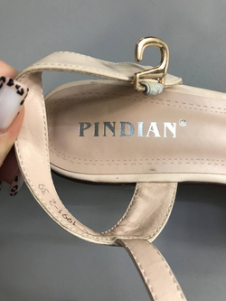 Босоножки Pindian практичные, 39 размер, новые