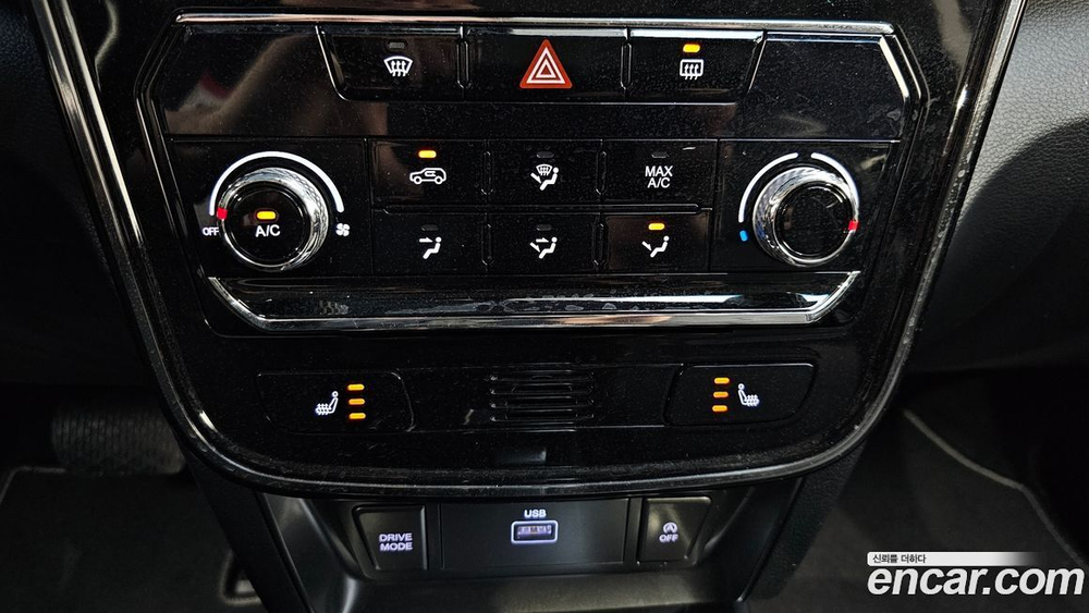 KG Mobility (Ssangyong) Very New Tivoli Дизель 1.6 2WD (12.2019)