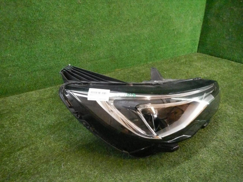 Фара правая Opel Grandland (2017-2021) LED