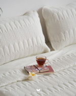 Комплект стеганного покрывала и 2 наволочек Kaj White Hermodr 130220317 Иран