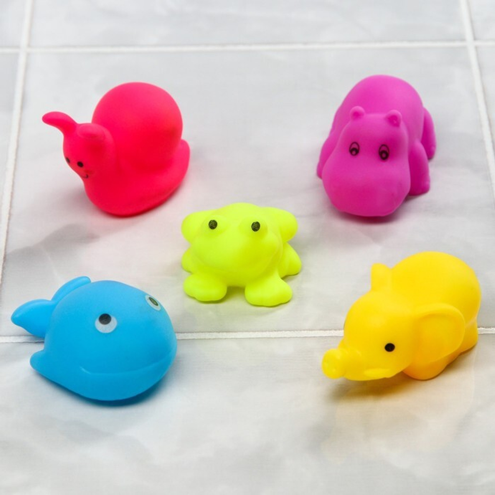 Набор для купания: лейка + игрушки 5шт, виды и цвет МИКС