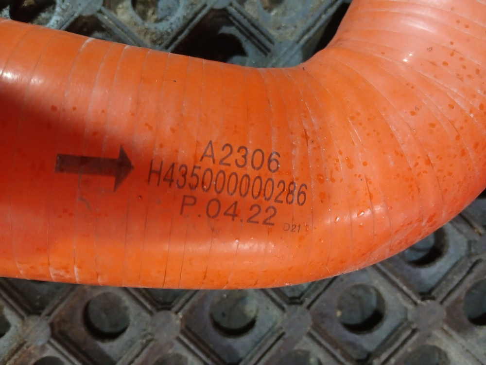 Патрубок охлаждения ретардера 2023г.