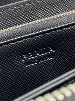 Кошелёк Prada