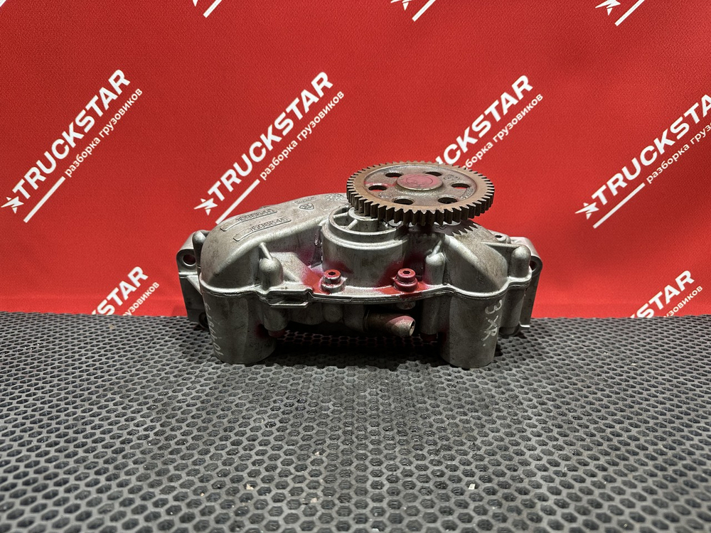 Насос масляный