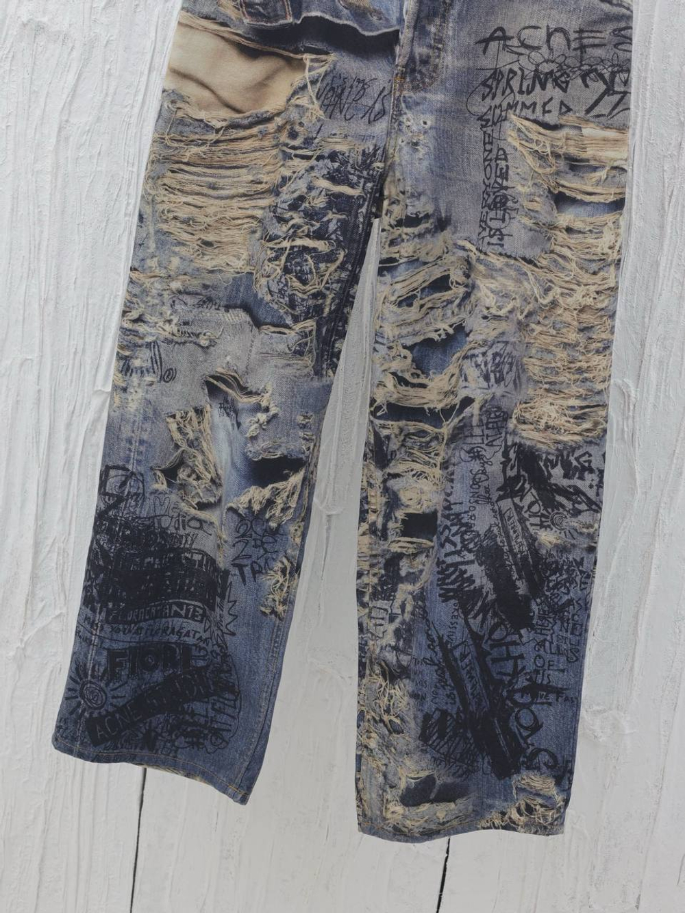 Джинсы Acne Studios
