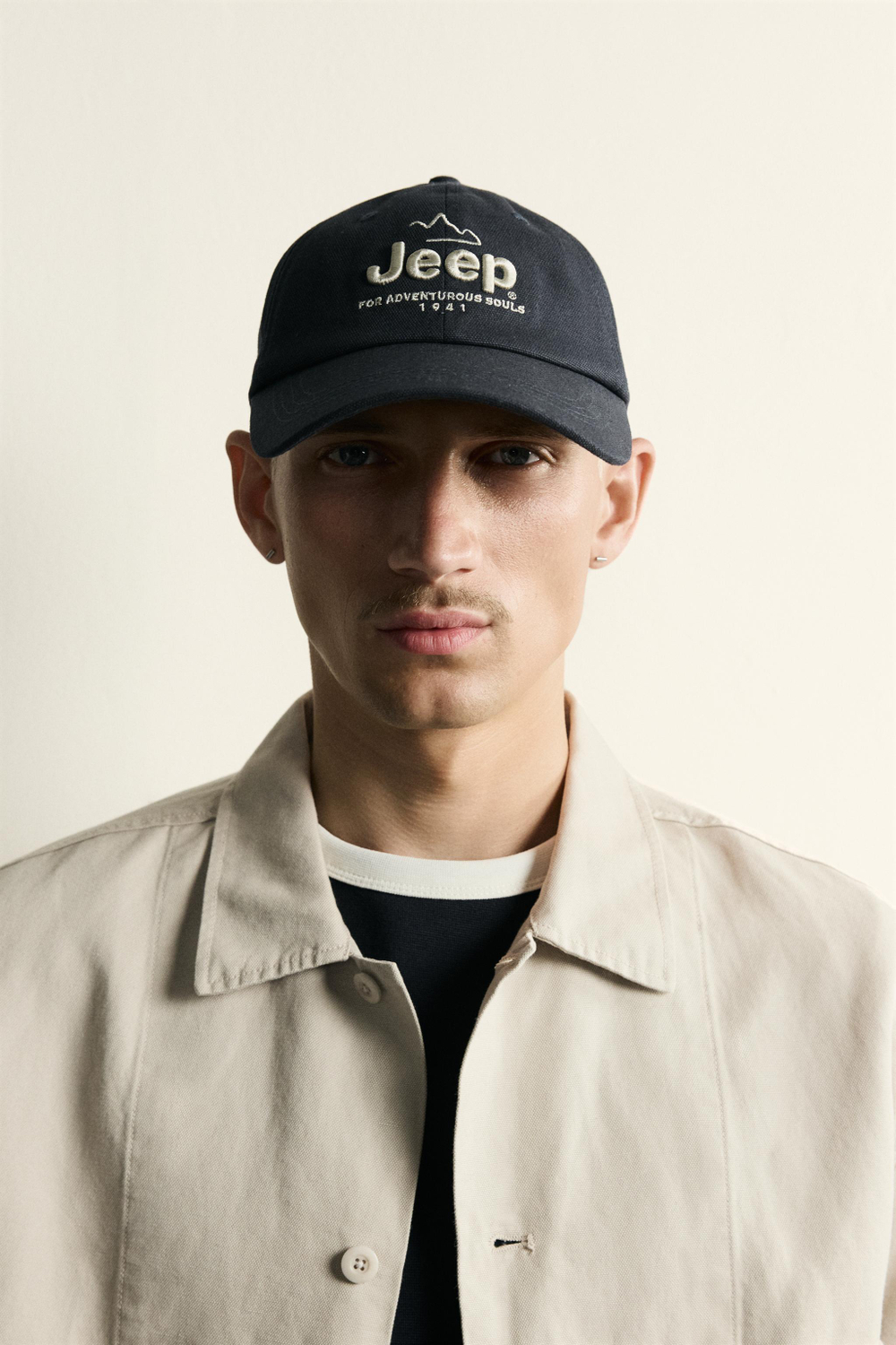 ZARA КЕПКА С ВЫШИВКОЙ JEEP®, МОРСКОЙ СИНИЙ