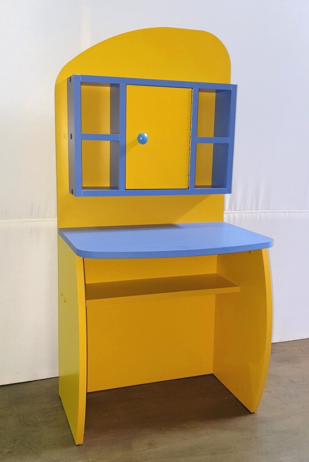 Стеллаж к игровому комплекту Айболит №2