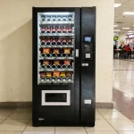 Универсальный торговый автомат на 648 товаров