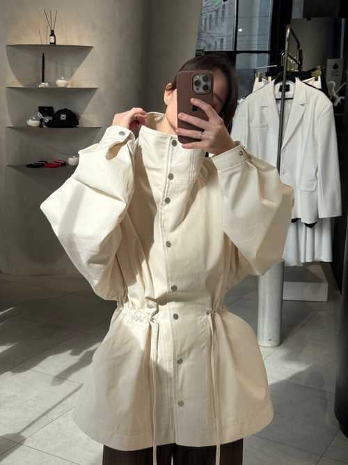 Тренч - парка молочная