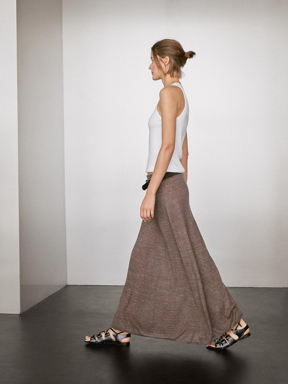 Massimo Dutti Длинная трикотажная юбка из смесового льна, коричневый