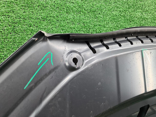 Капот Geely Monjaro (2021-н.в.)