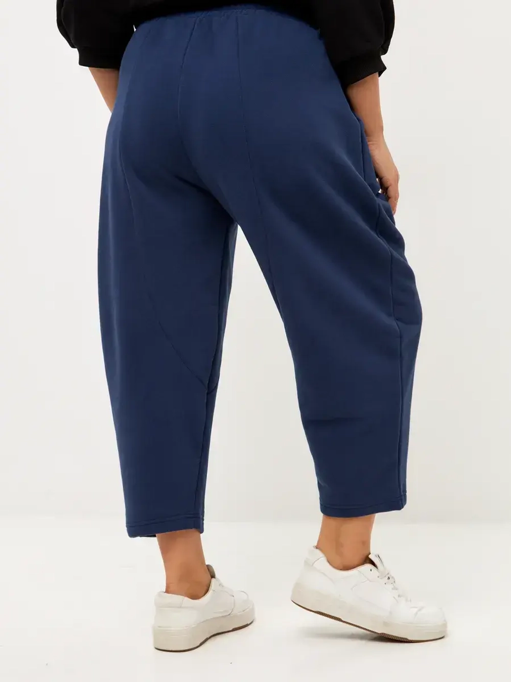 Брюки бананы утепленные с начесом широкие индиго