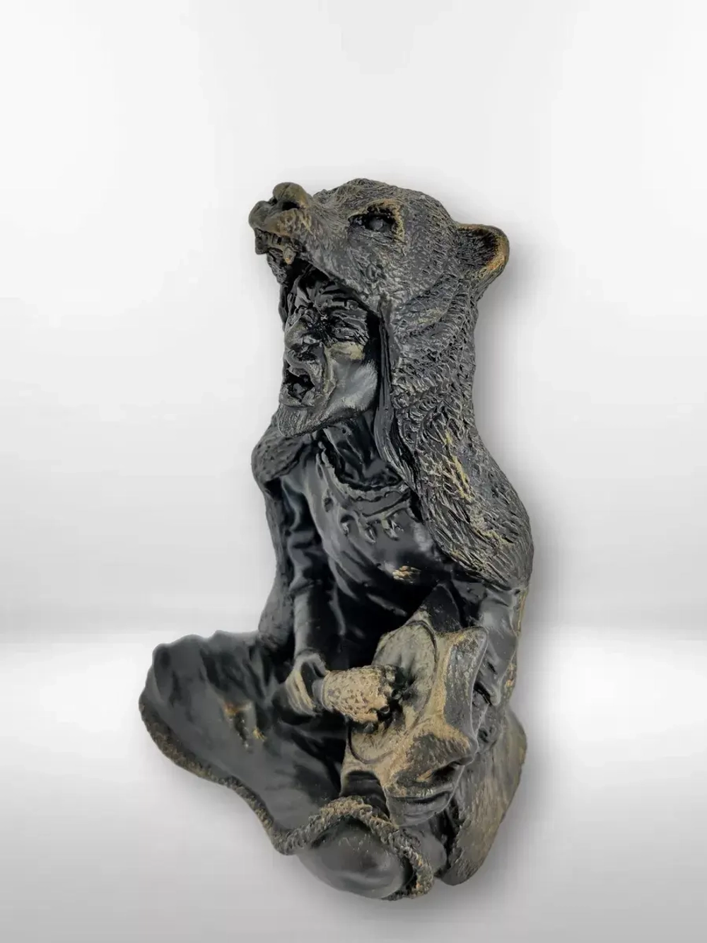 Коллекционная алтарная фигурка оберег Шаман с бубном