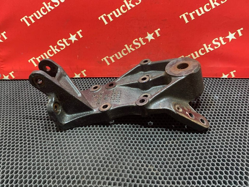 Кронштейн рессоры задний левый 2024г.