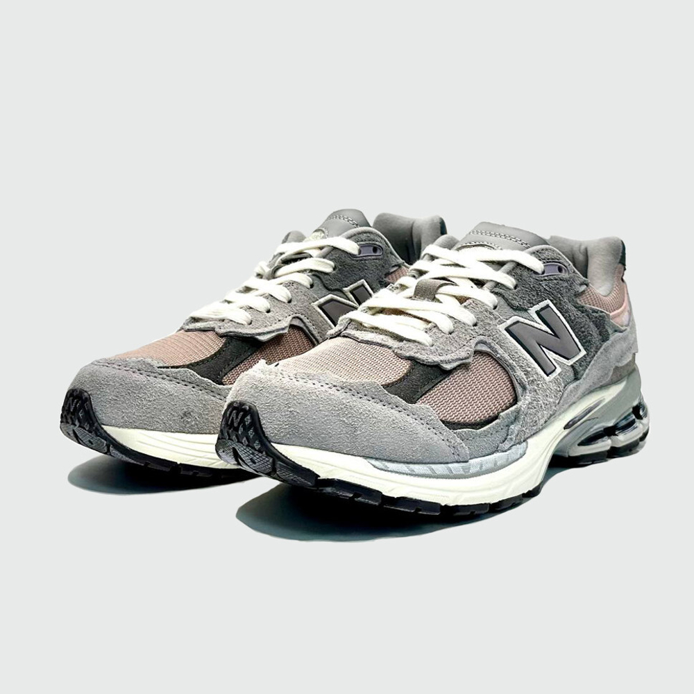 кроссовки New Balance 2002R Grey Pink
