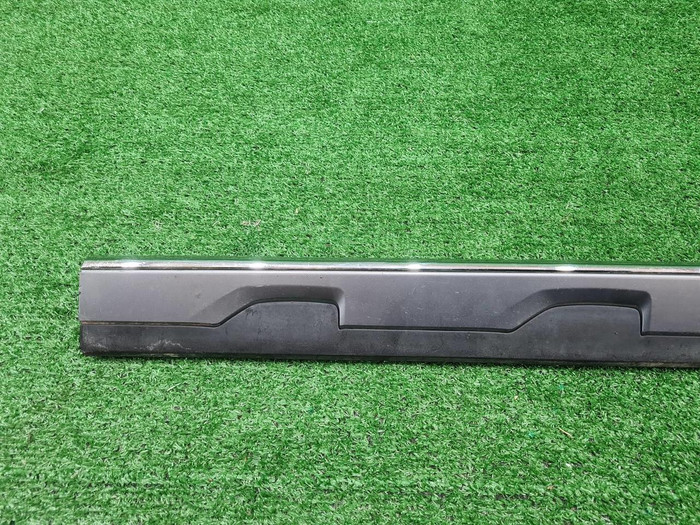 Накладка двери правая BMW X3 G01 (2017-2024)