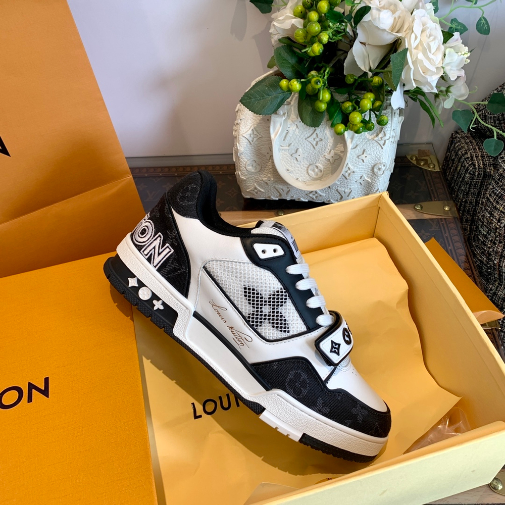 Louis Vuitton Trainers