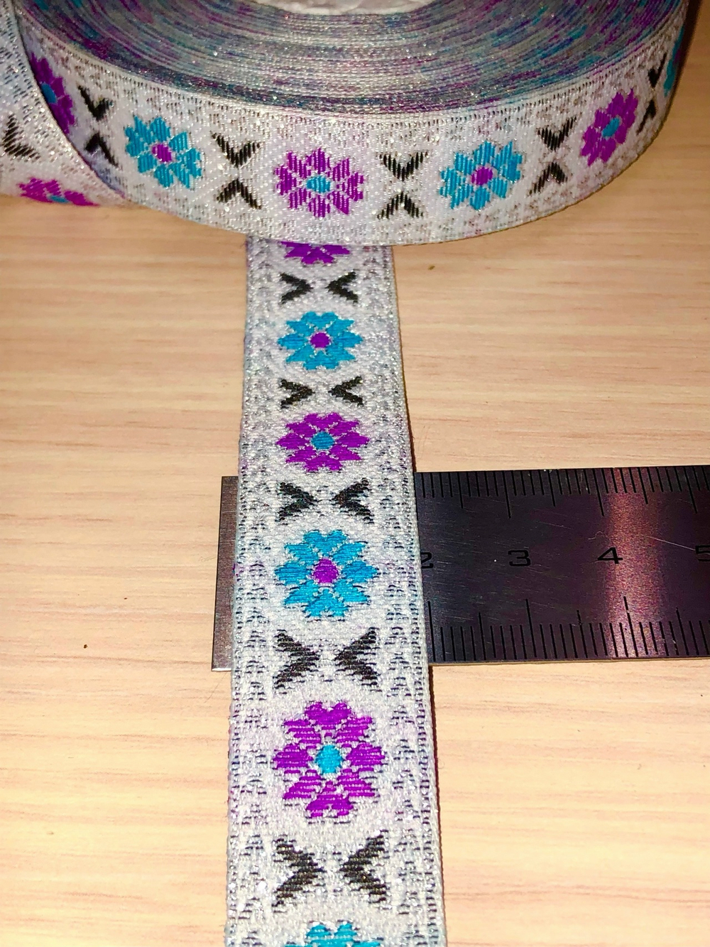 Тесьма жаккард 20мм