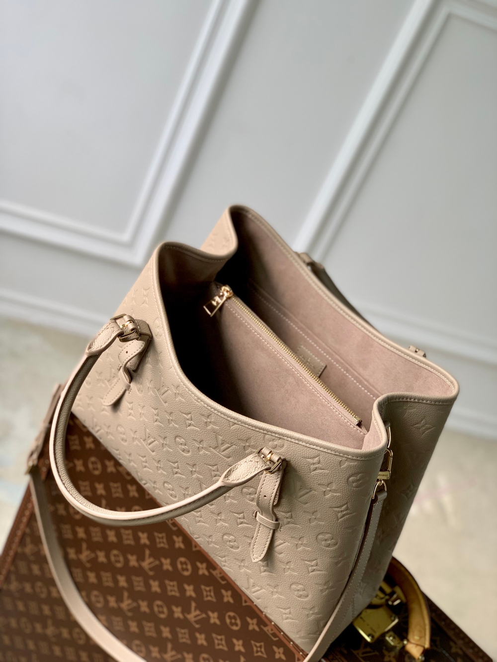 Louis Vuitton Babylone Tote MM
