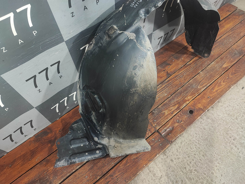 Подкрылок передний правый LADA Vesta 15-нв Б/У Оригинал 8450007042