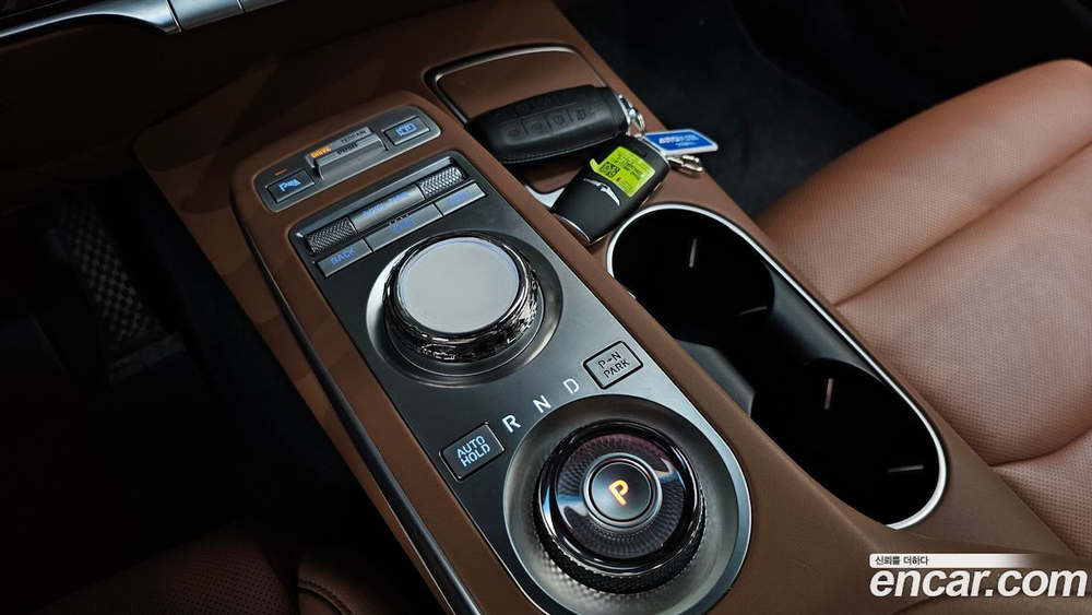 Genesis GV70 2.5T Бензин AWD (05.2022)