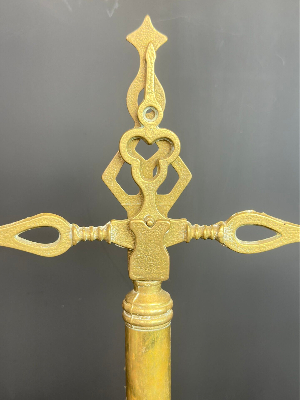 Старинные бронзовые весы