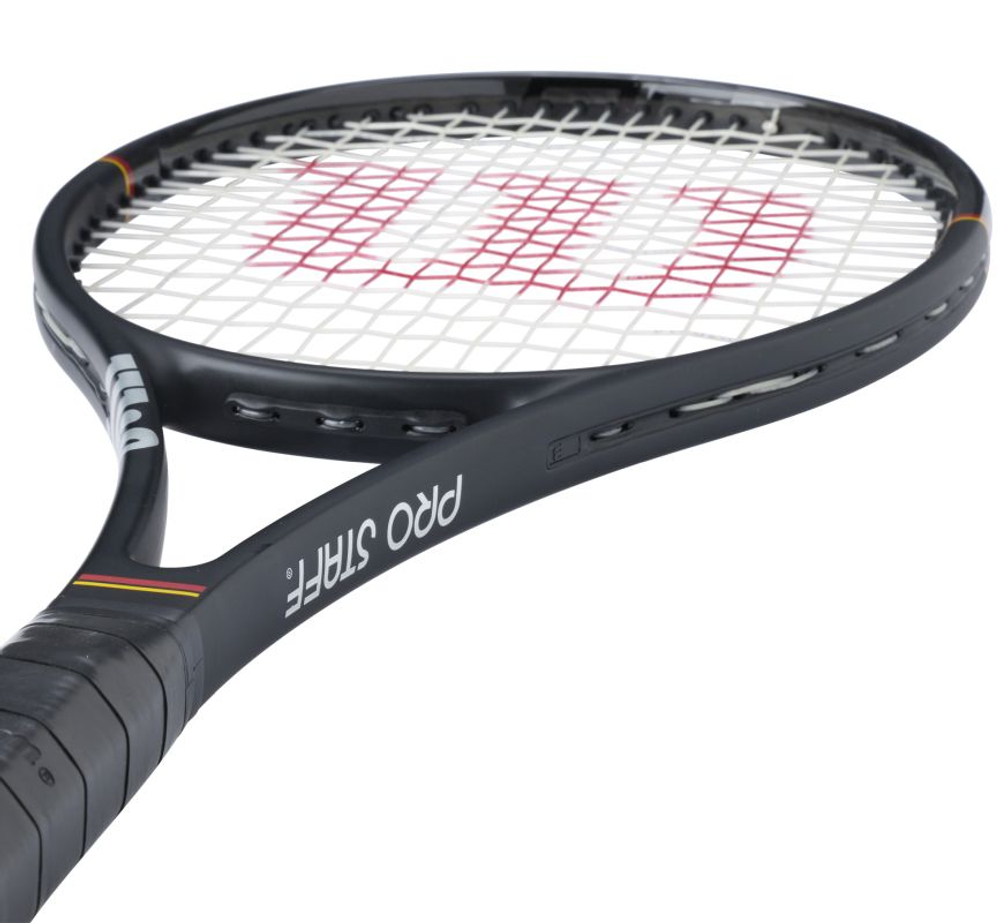 Теннисная ракетка Wilson Pro Staff 97L Classic - black + струны