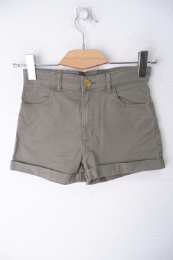 Шорты H&M лаконичные на 12-13 лет