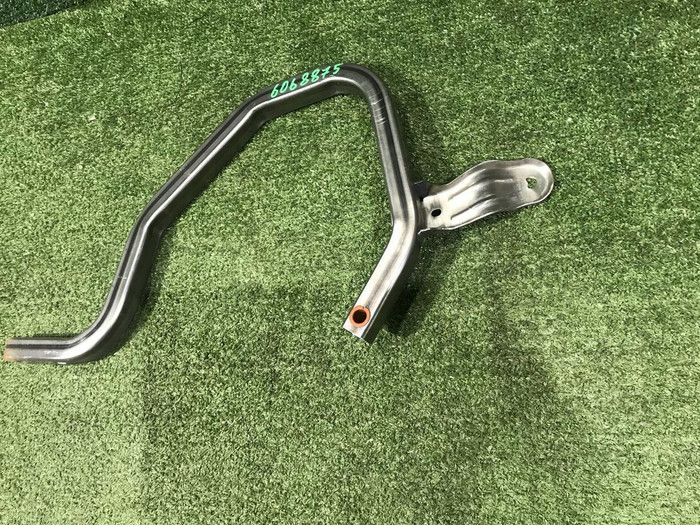 Петля крышки багажника правая Renault Logan 1 (2004-2015)