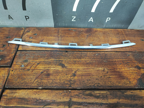 Молдинг переднего бампера Mercedes GLS (X167) 19-нв Б/У Оригинал A1678851106