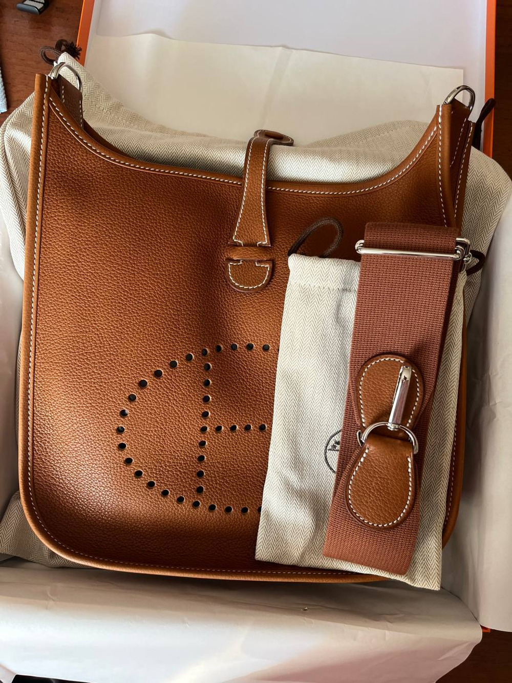Сумка Hermes Evelyne 29 Barenia Faubourg Fauve