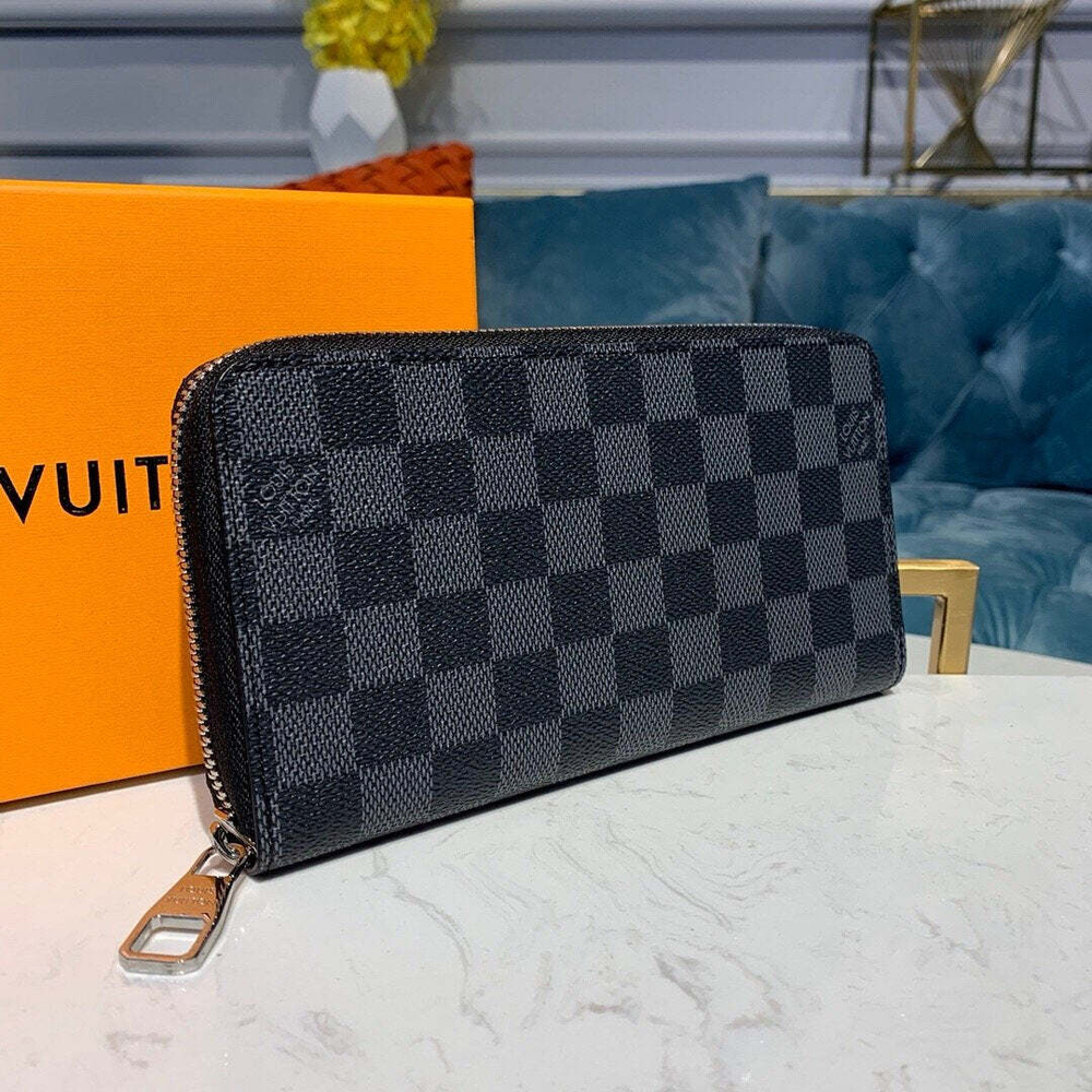 Louis Vuitton Zippy Wallet