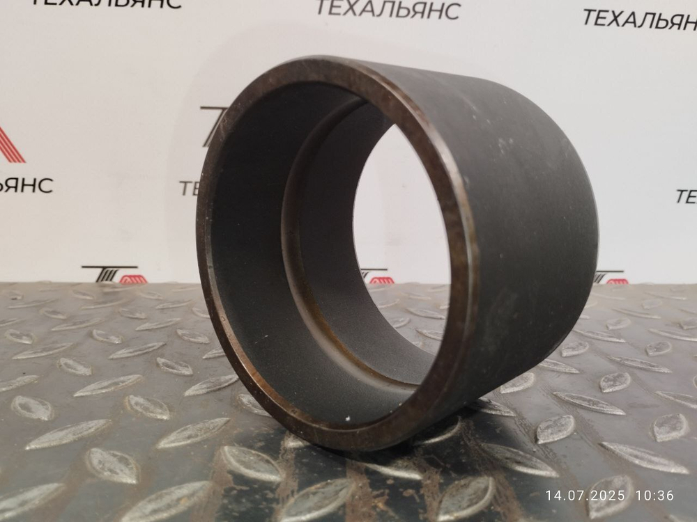 Втулка 20Y-70-31272