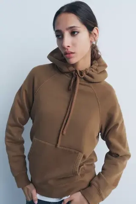 ZARA ХУДИ ИЗ ТКАНИ С ЭФФЕКТОМ ПОТЕРТОСТИ, ТАБАЧНЫЙ