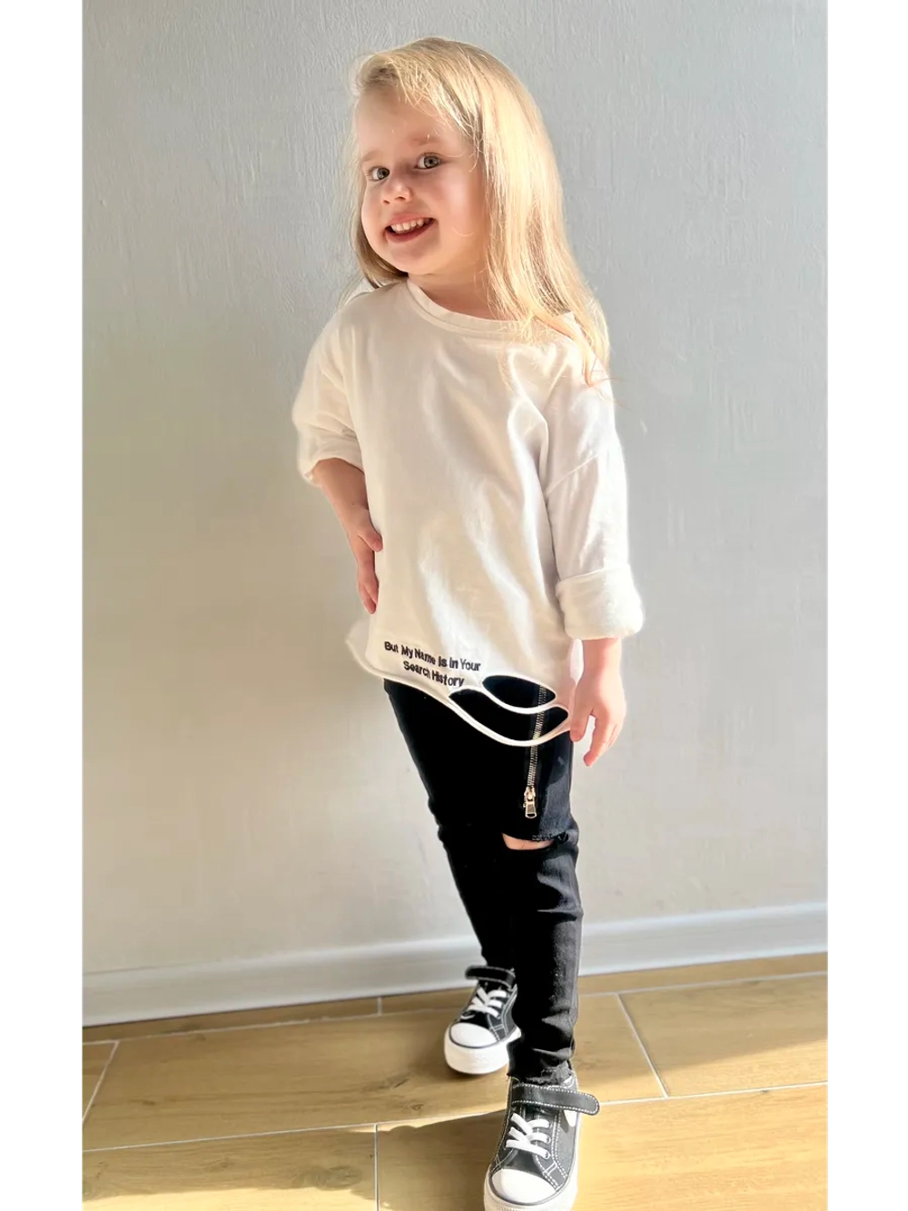 Облегающие брюки с разрезами