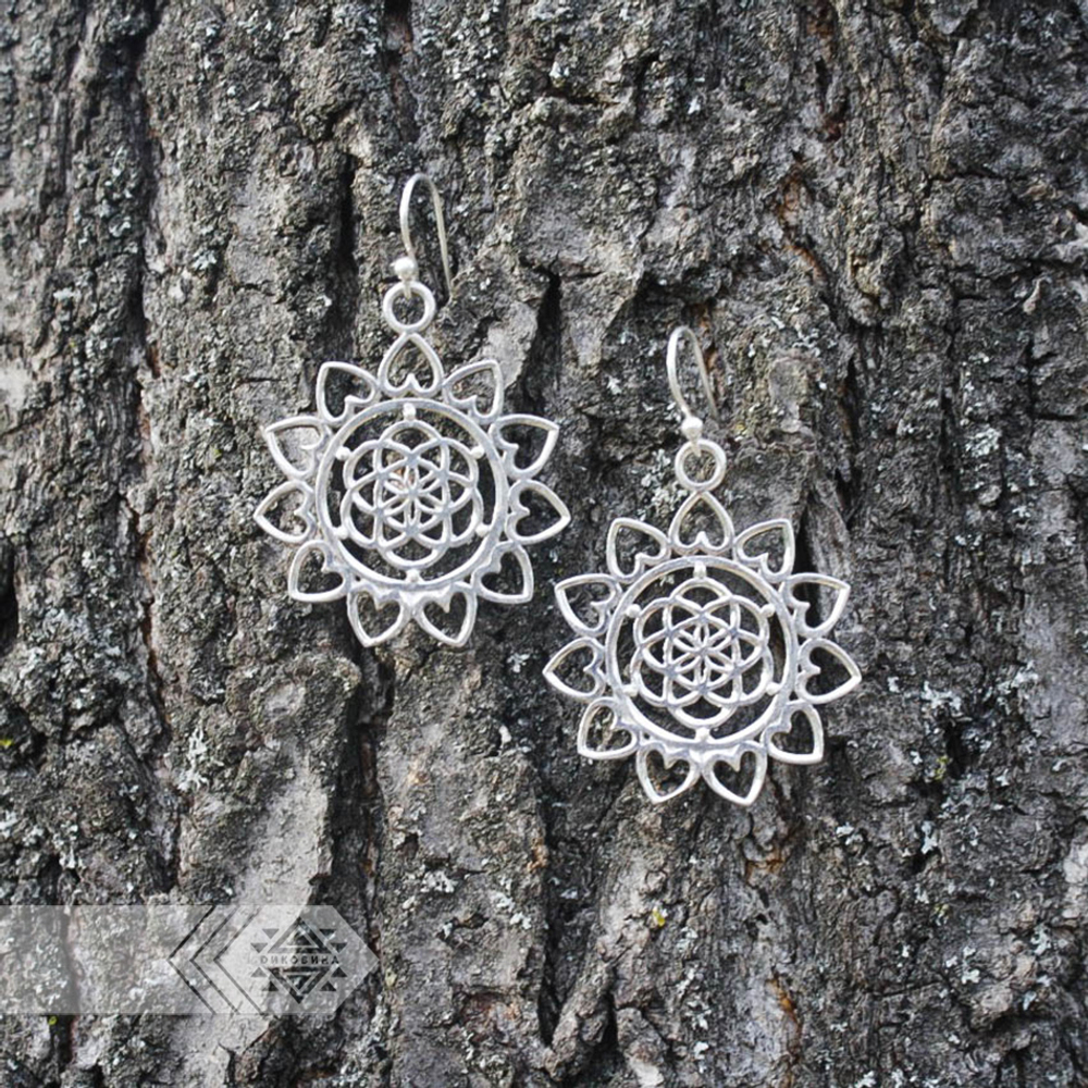 Серьги СЕМЯ ЖИЗНИ в мандале, серебро