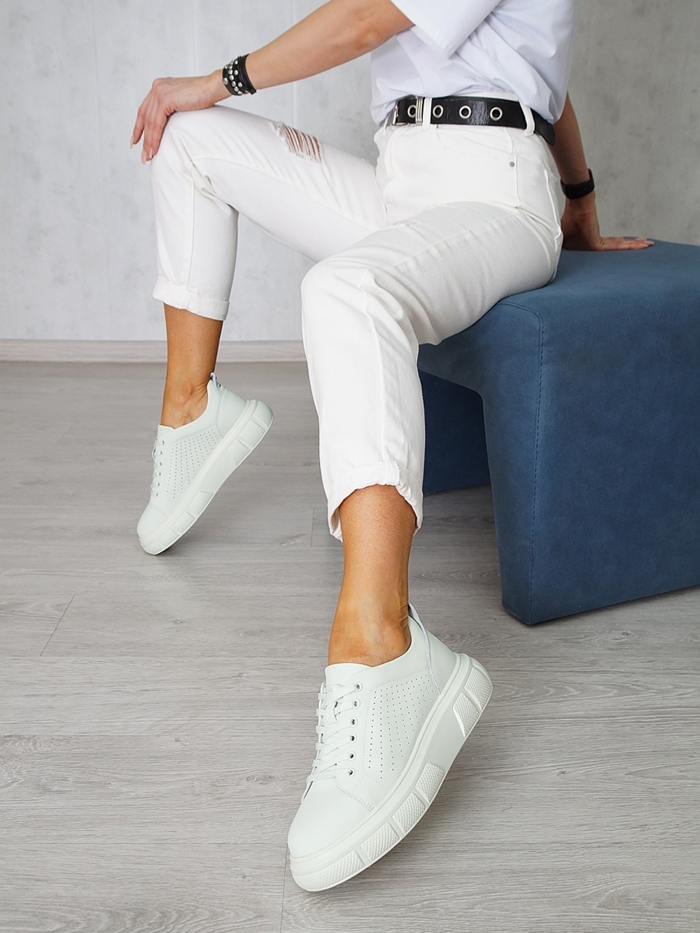 Кроссовки женские летние натуральная кожа