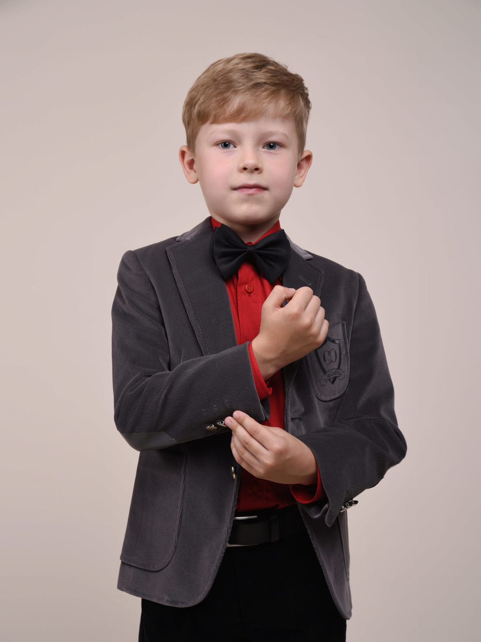 Пиджак для мальчика из вельвета