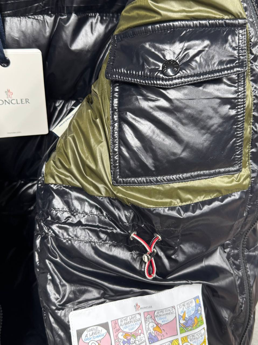 Пуховик Moncler