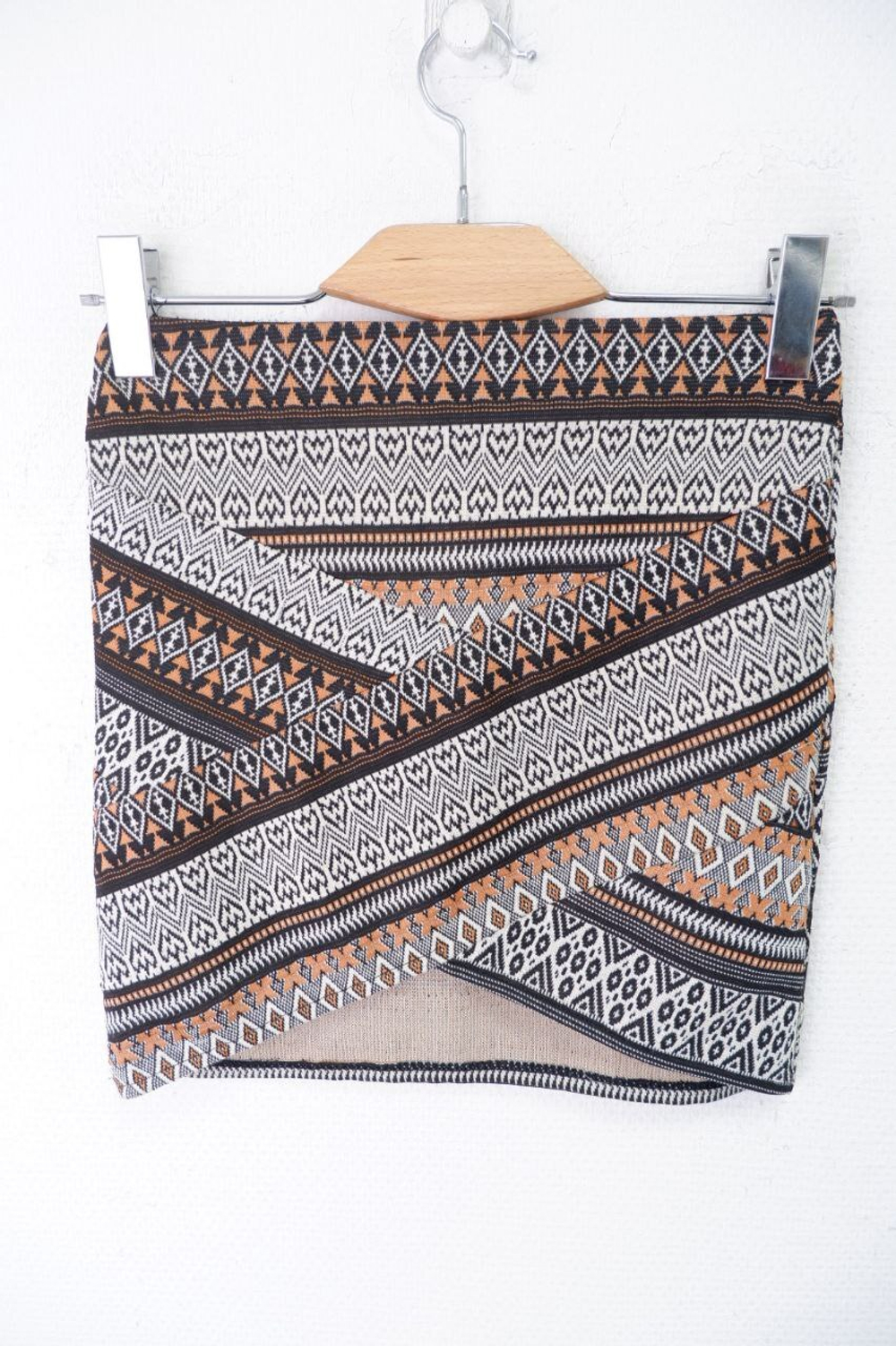 Юбка Bershka с орнаментом 44 размер