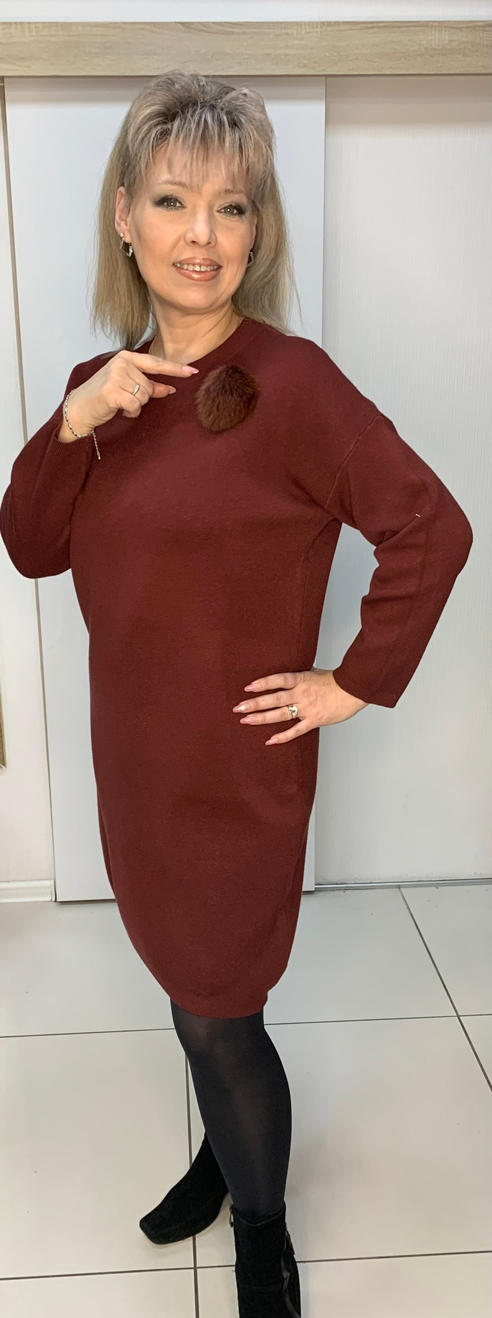 Терракотовое итальянское платье с помпоном