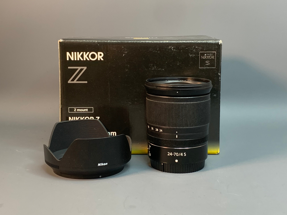 Nikon Z 24-70mm f/4