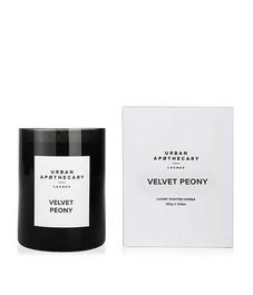 Ароматическая свеча Бархатный пион, Urban Apothecary