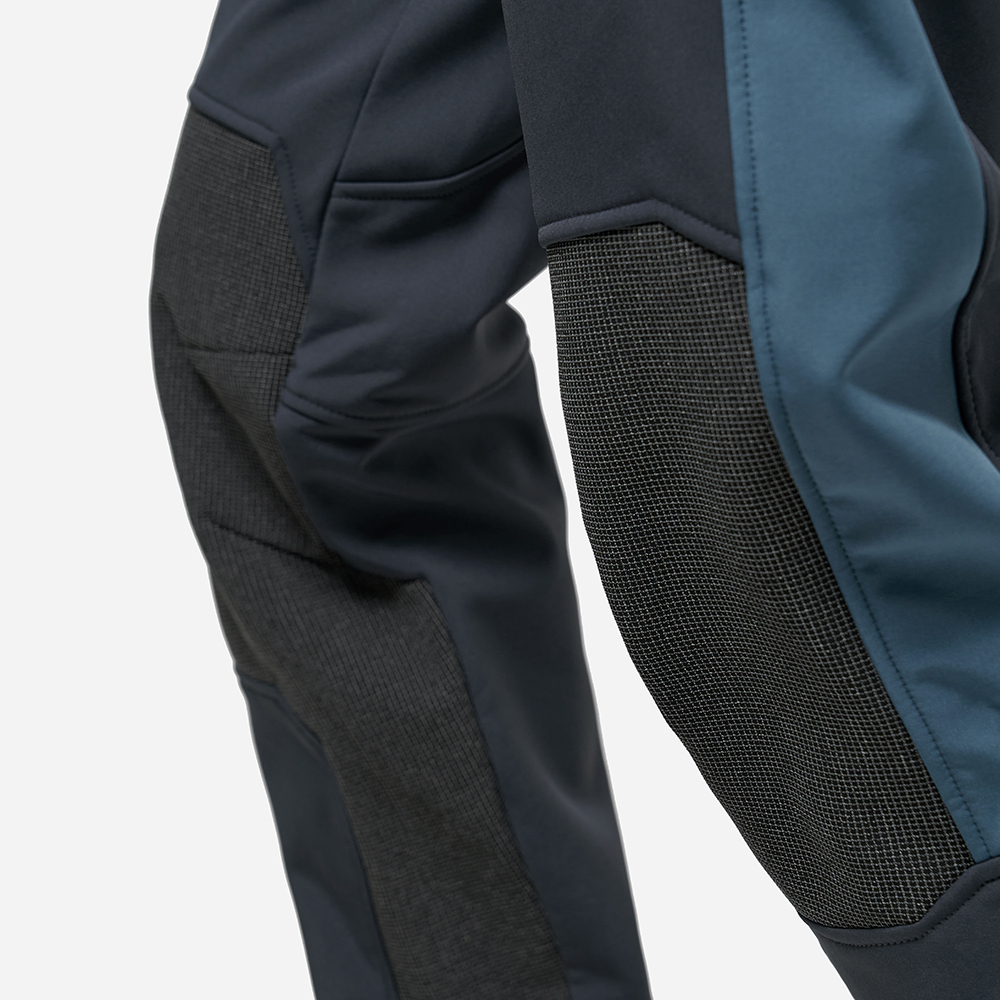 Комбинезон FINNTRAIL STIG SoftShell с усилением