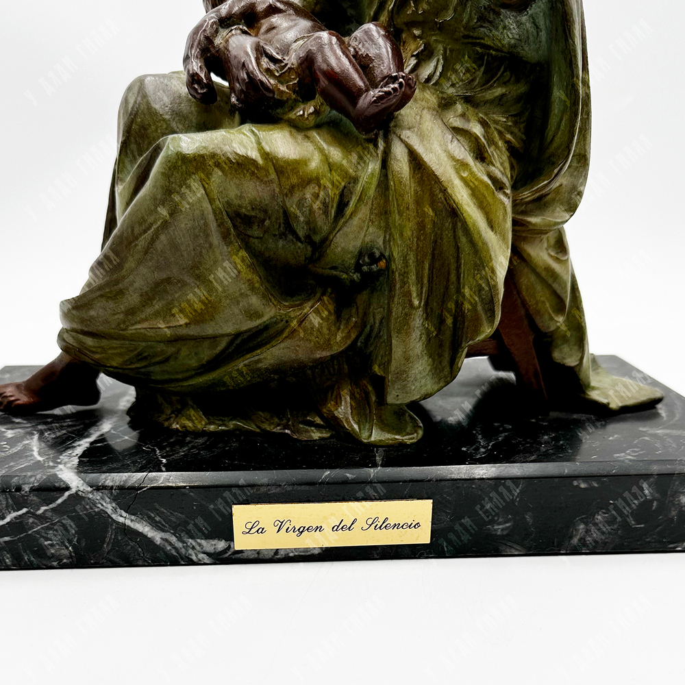 Бронзовая скульптура "Мадонна Молчания (La Virgen del Silencio)". Испания, XX в. Номер 15/50.