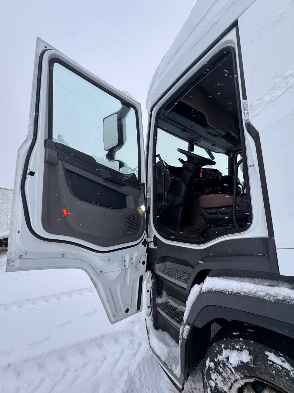 DAF XG 4x2 Седельный тягач ХG 480 FT (Дизельный, 12,9 л, 483 л.с., АТ)