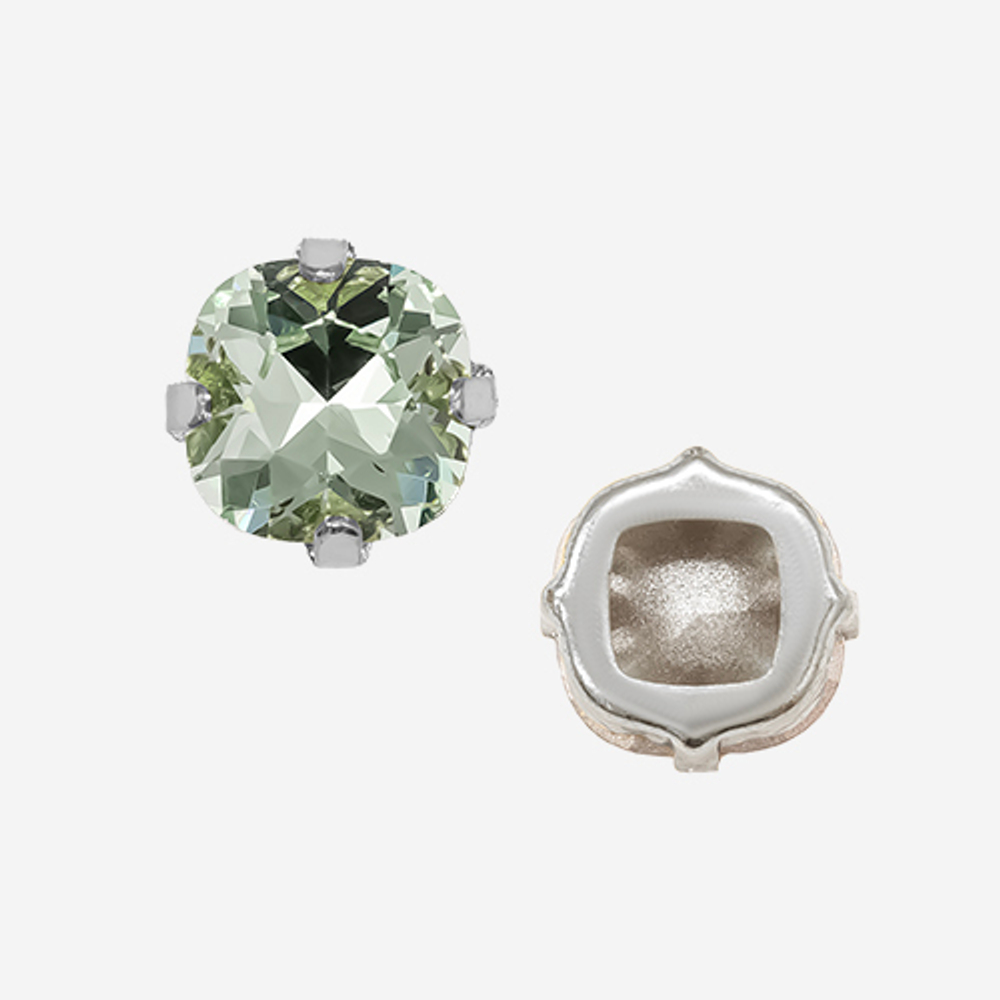 Кристалл Кушон (Сushion) в цапах, оттенок "Chrysolite", 9,2мм, родирование