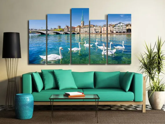 Модульная картина "Лебеди в пруду"